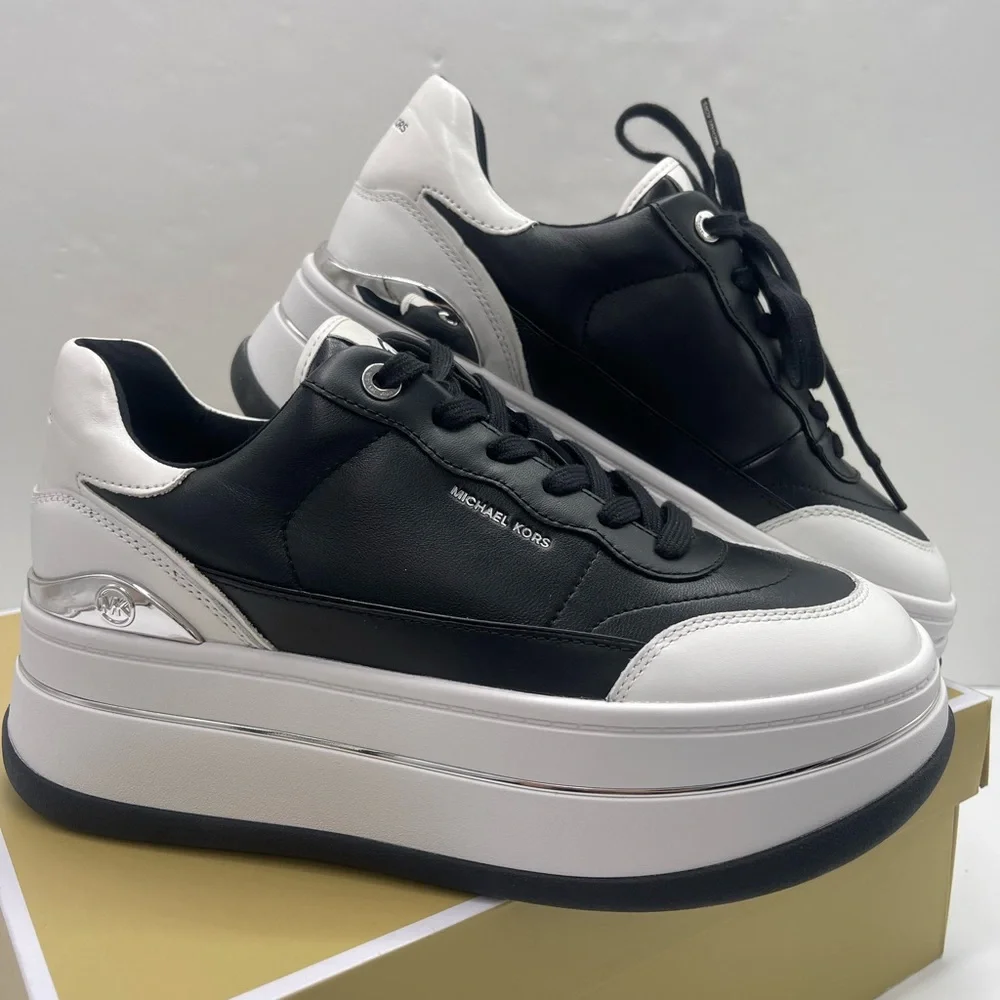 Michael Kors HAYES LACE UP LEATHER 43T4HYFS2L Black/Optic White Platforms
